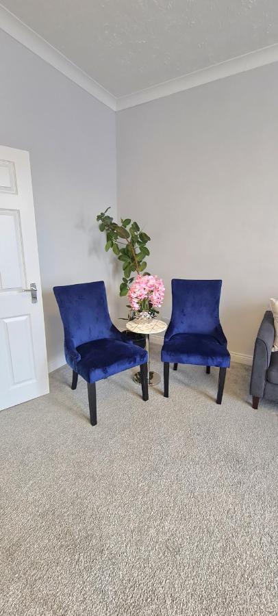 Spacious 3 Bed Flat Near The Sea With Parking Bournemouth Buitenkant foto